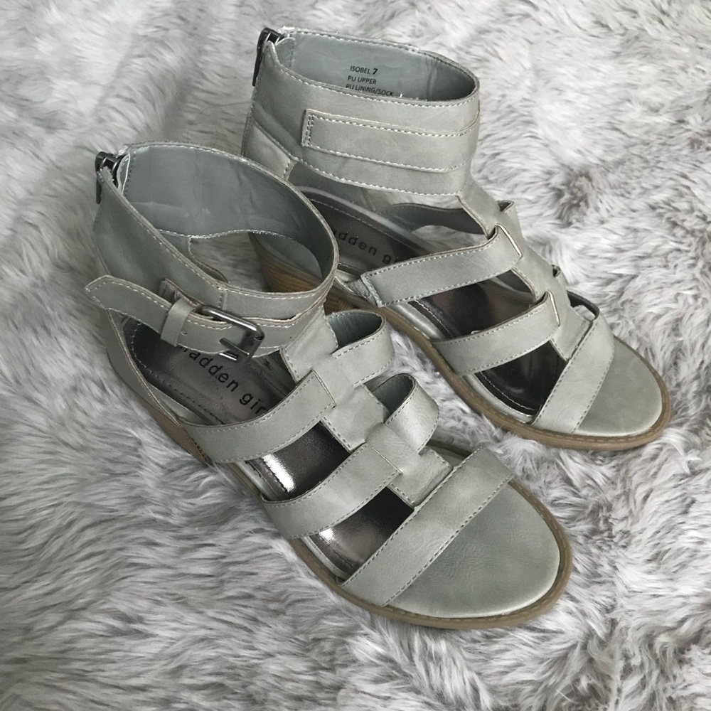 🛍 SALE Madden Girl sandals